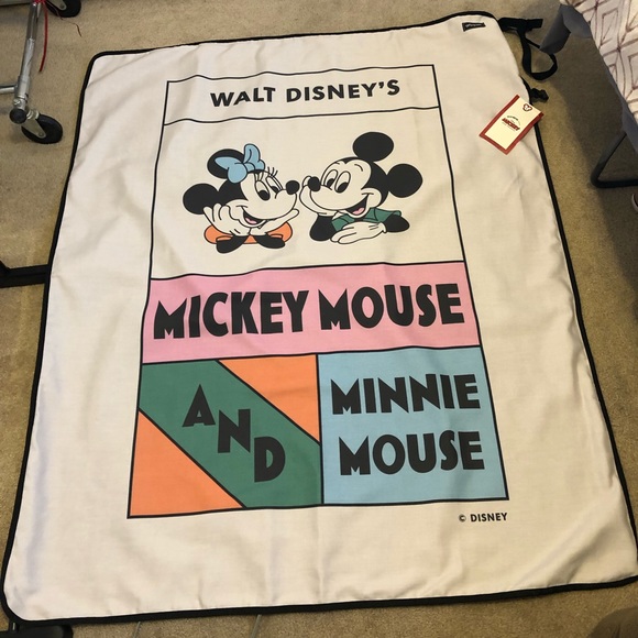 Mickey & Minnie Mouse Picnic Blanket